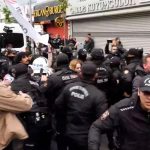 Taksim’e yürümek isteyenlere polis müdahalesi: Gözaltılar var!